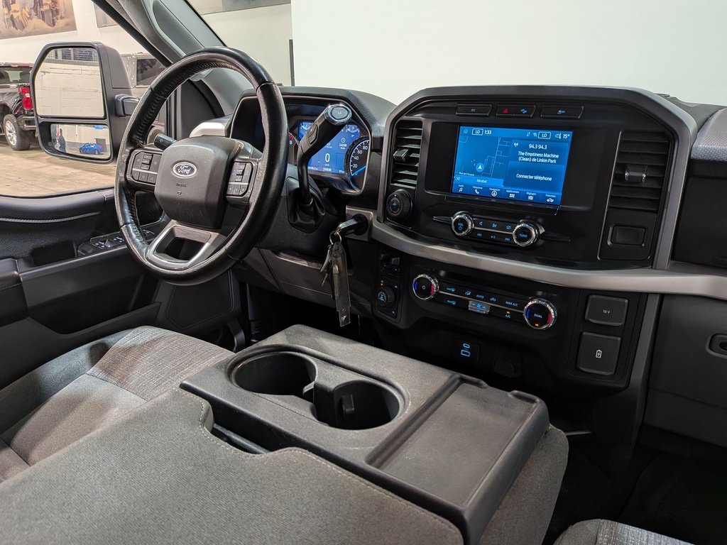 Ford F-150 XLT 4WD SuperCab 6.5' Box 2022 Noir Val-David - photo #18