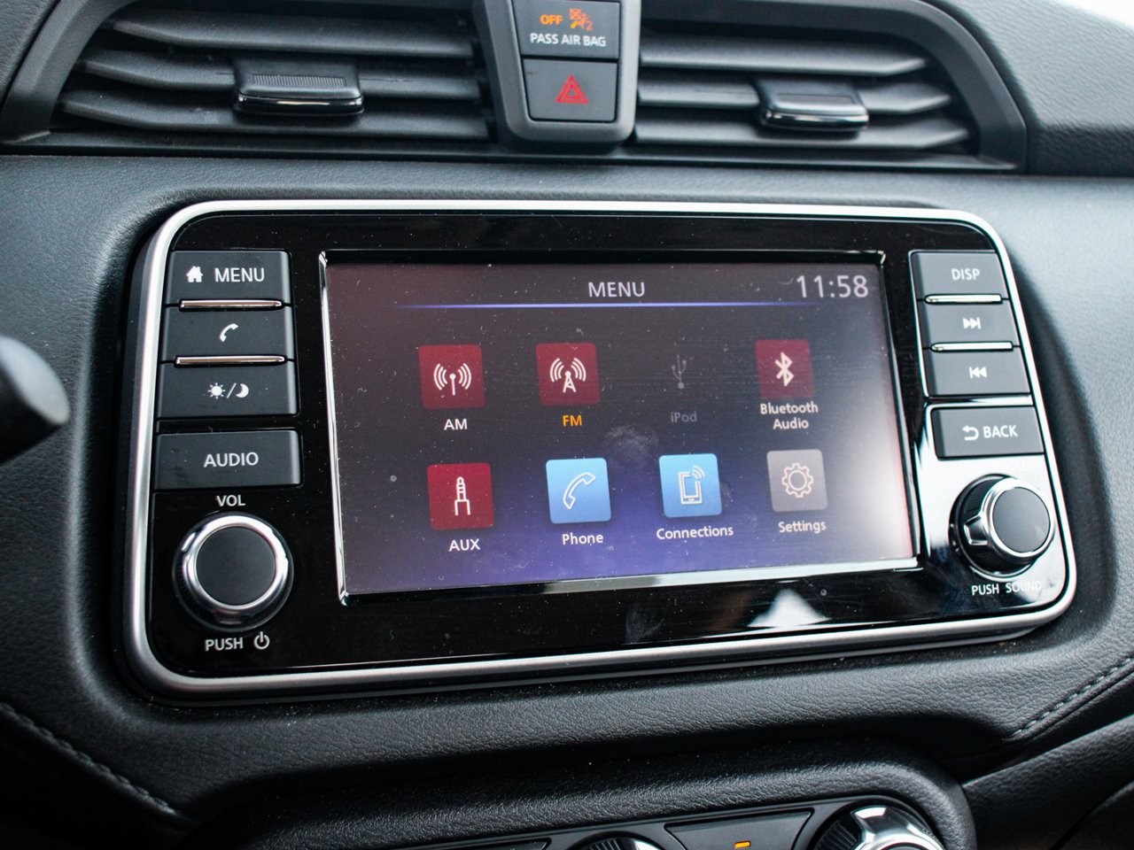 2025 Nissan Versa S CVT White Sherwood Park - photo #21