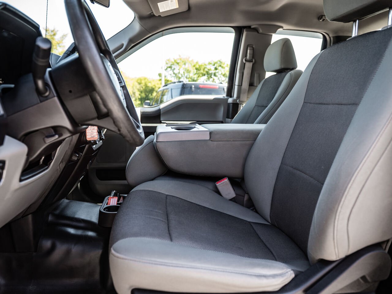 Ford F-150 2016 Blanc Sainte-Julienne - photo #9
