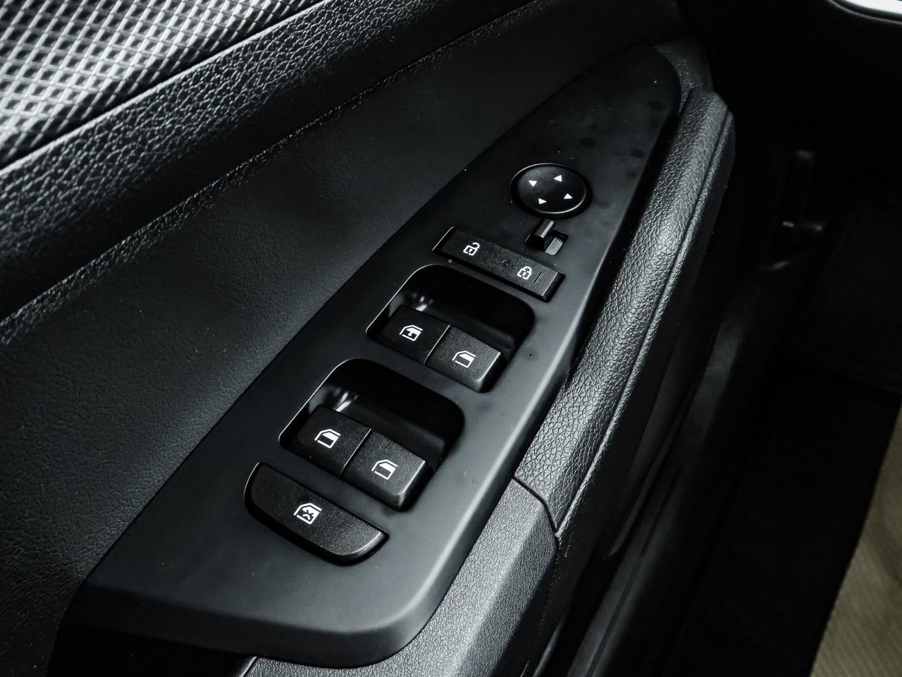 2024 Kia Sportage LX AWD Grey Sherwood Park - photo #18