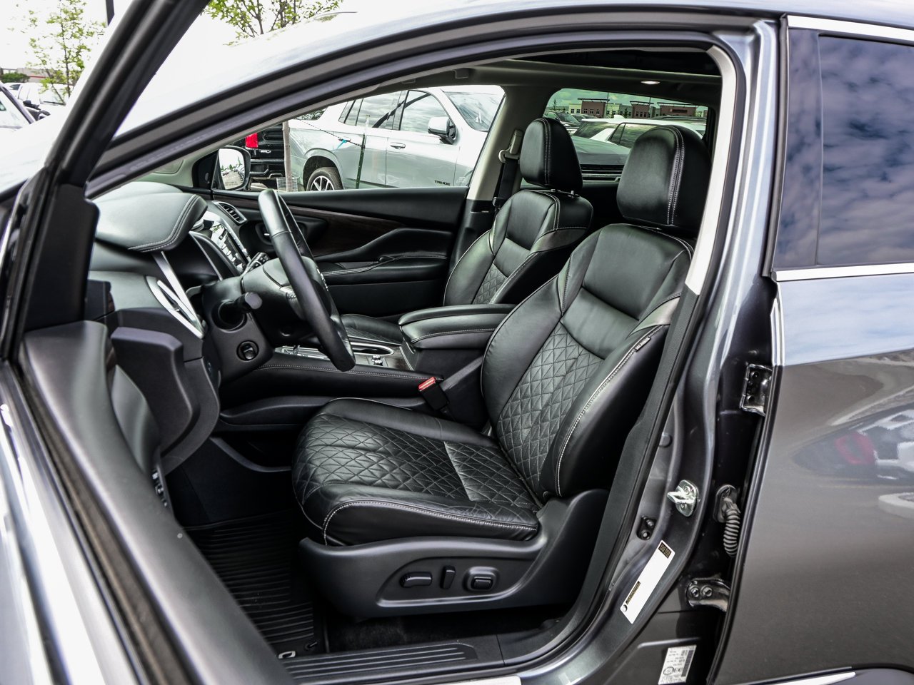 2020 Nissan Murano AWD Platinum Grey Sherwood Park - photo #16