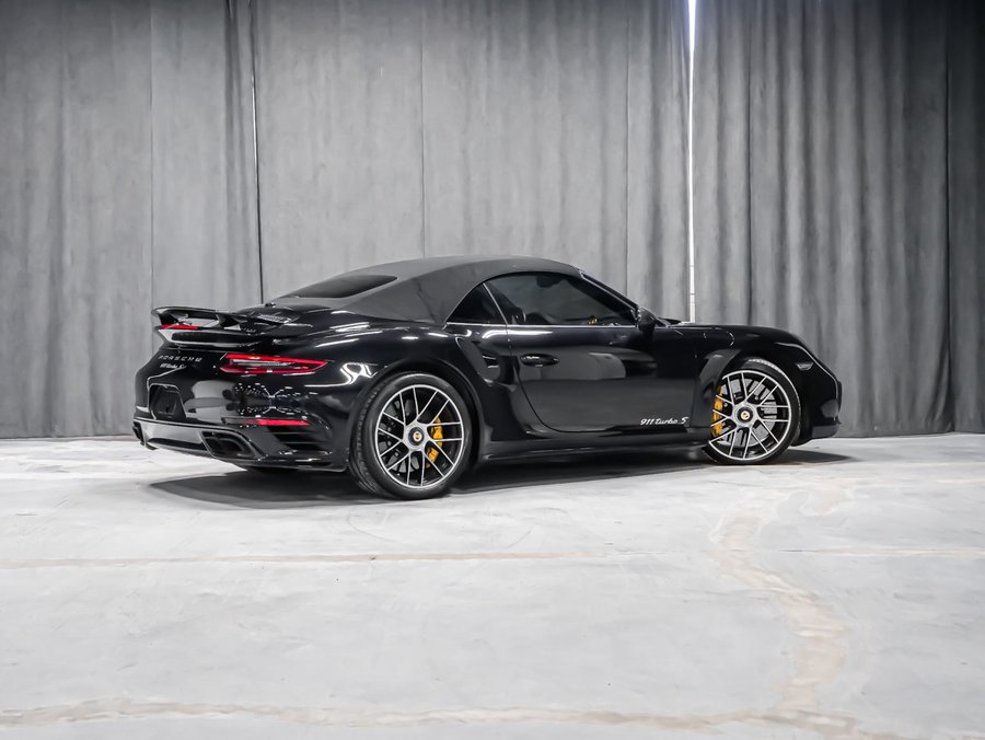 Porsche 911 TURBO S 2017 Noir