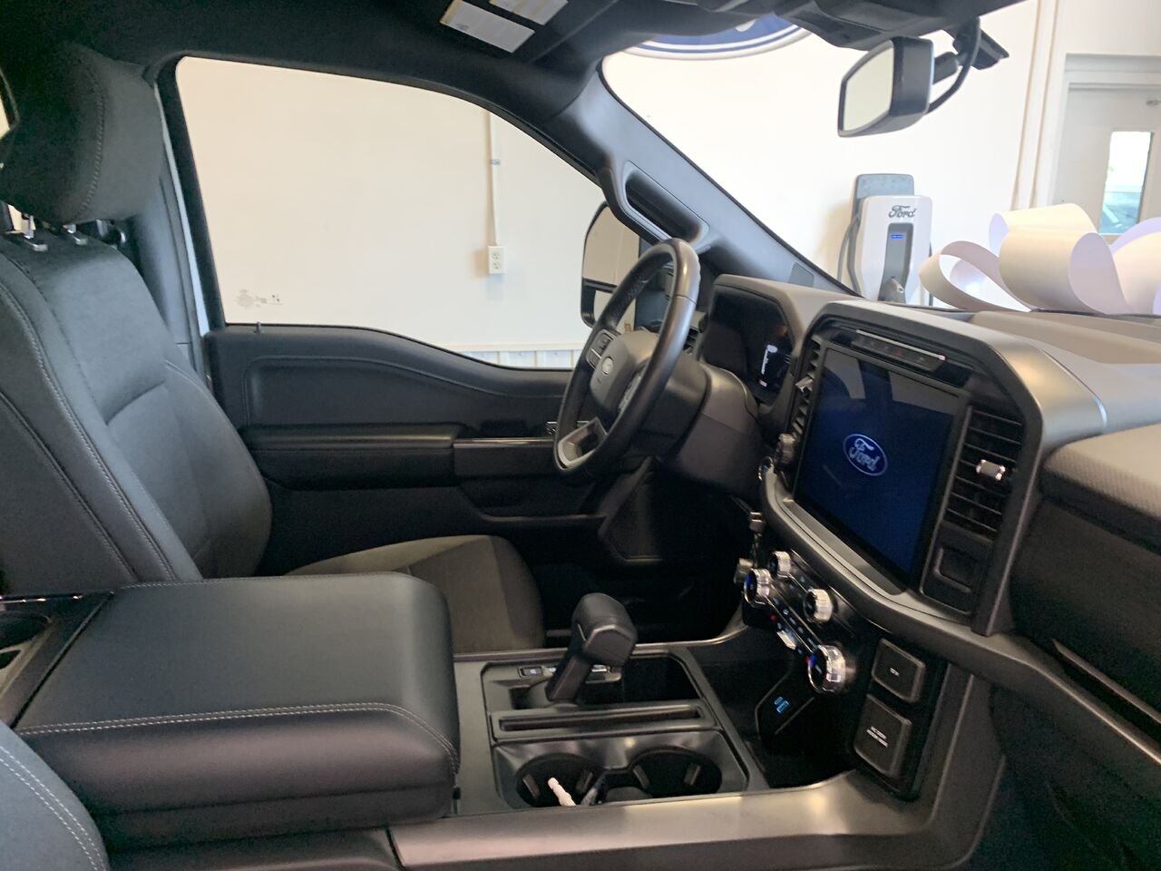 2024 Ford F-150 Grey Châteauguay - photo #15