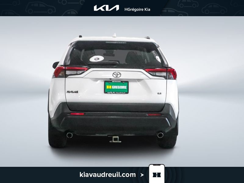 2020 Toyota Rav 4 White Laval - photo #6