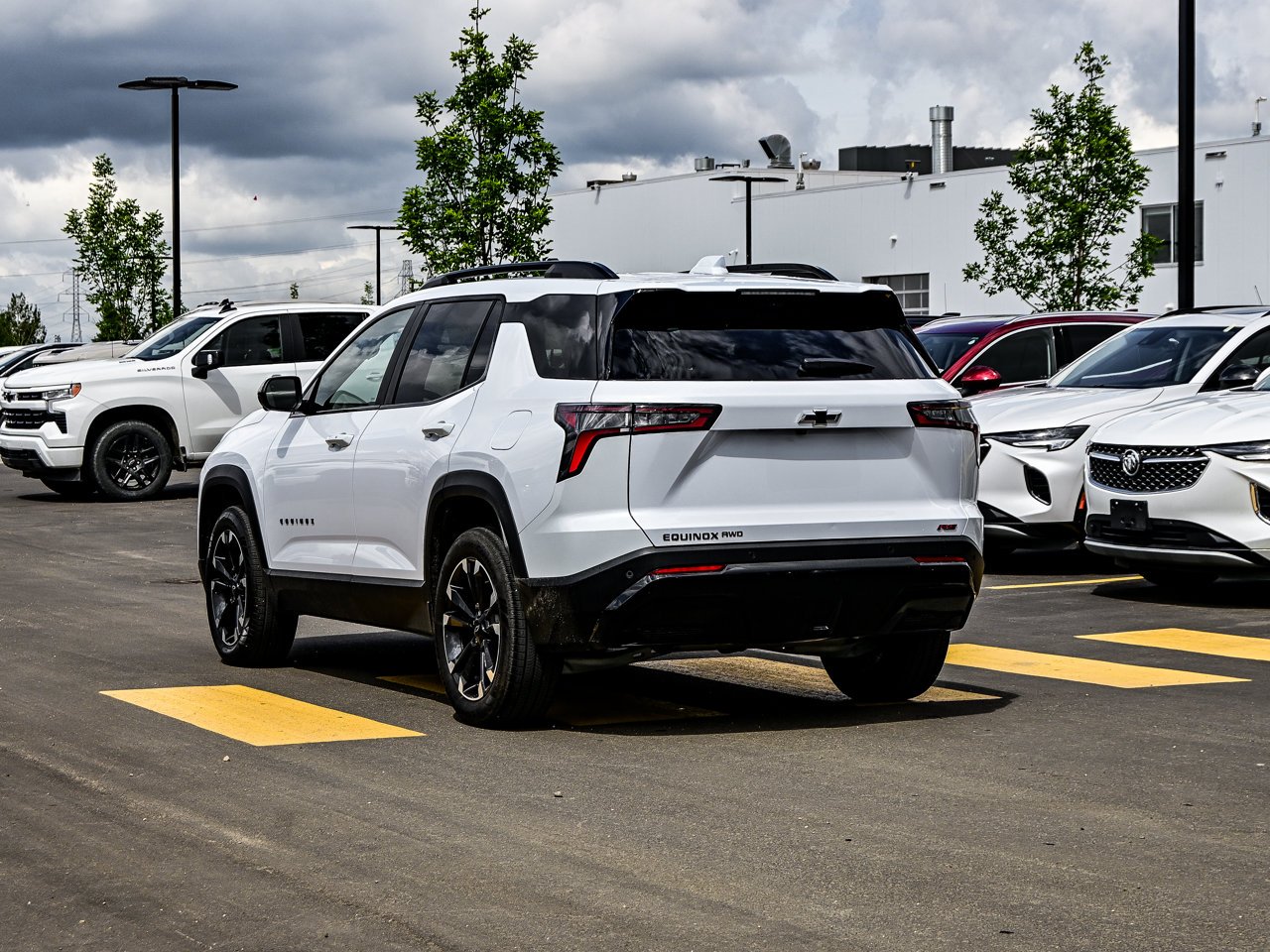 2026 Chevrolet Equinox AWD 4dr RS White Sherwood Park - photo #10
