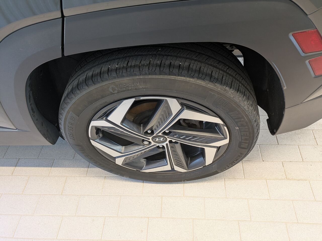 Hyundai Tucson hybride 2023 Noir Gatineau - photo #4