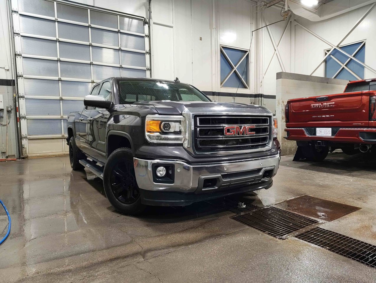 2015 GMC Sierra 1500 4WD Double Cab 143.5 SLT Black Sherwood Park - photo #1
