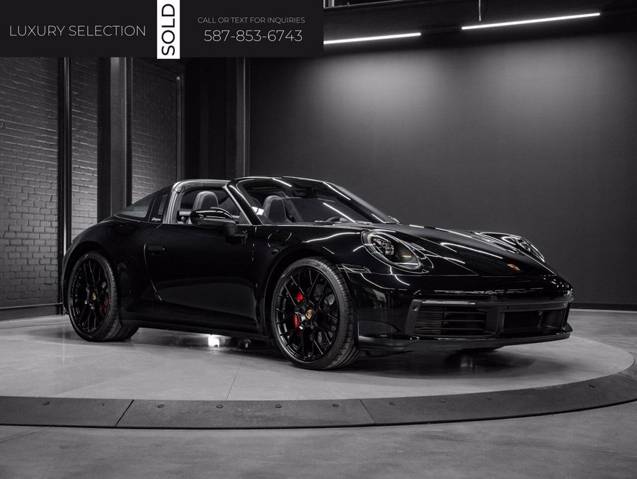 2022 Porsche 911 2022 Black