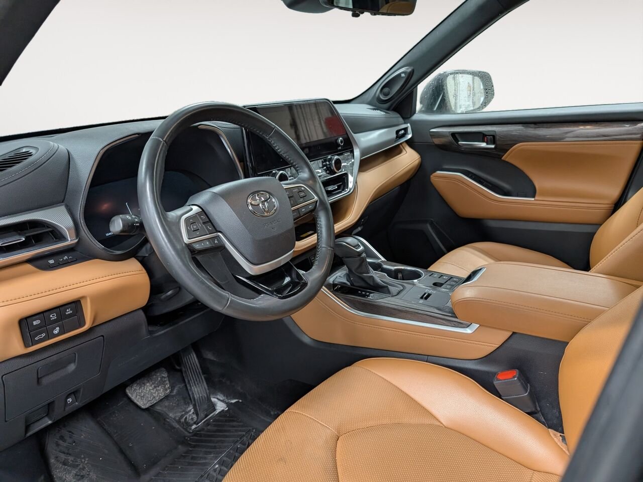 2025 Toyota Highlander Hybrid 5TDEBRCH9SS646479 Midnight Black Metallic Sherbrooke - photo #8