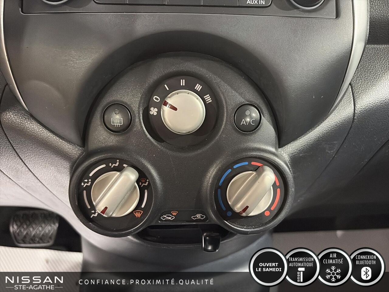2017 Nissan Micra SV | AUTOMATIQUE | CLIMATISATION | JAMAIS ACCIDENTÉ Black Saint-Jérôme - photo #17