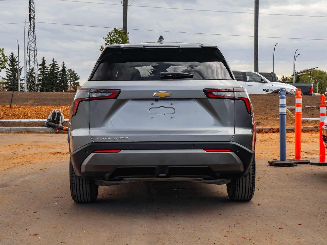2026 Chevrolet Equinox AWD 4dr LT w/2LT Grey Sherwood Park - photo #6