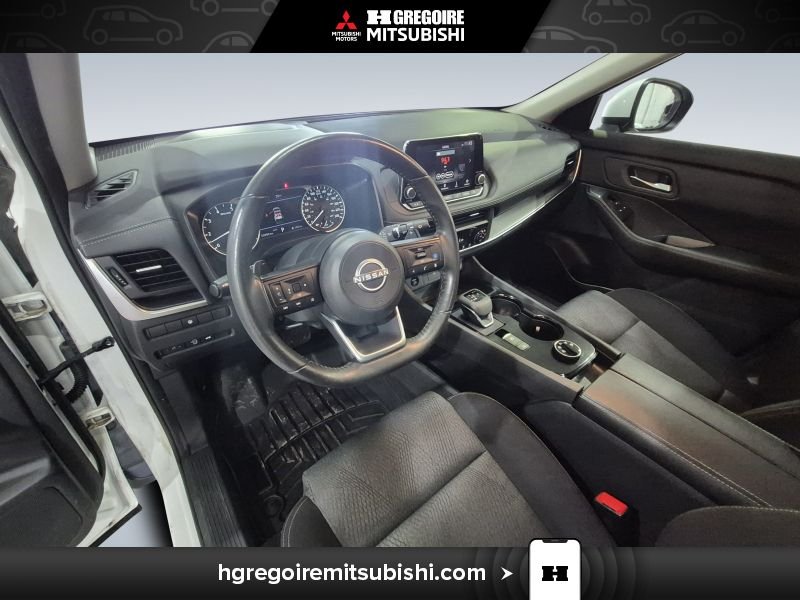 2024 Nissan Rogue White Laval - photo #17