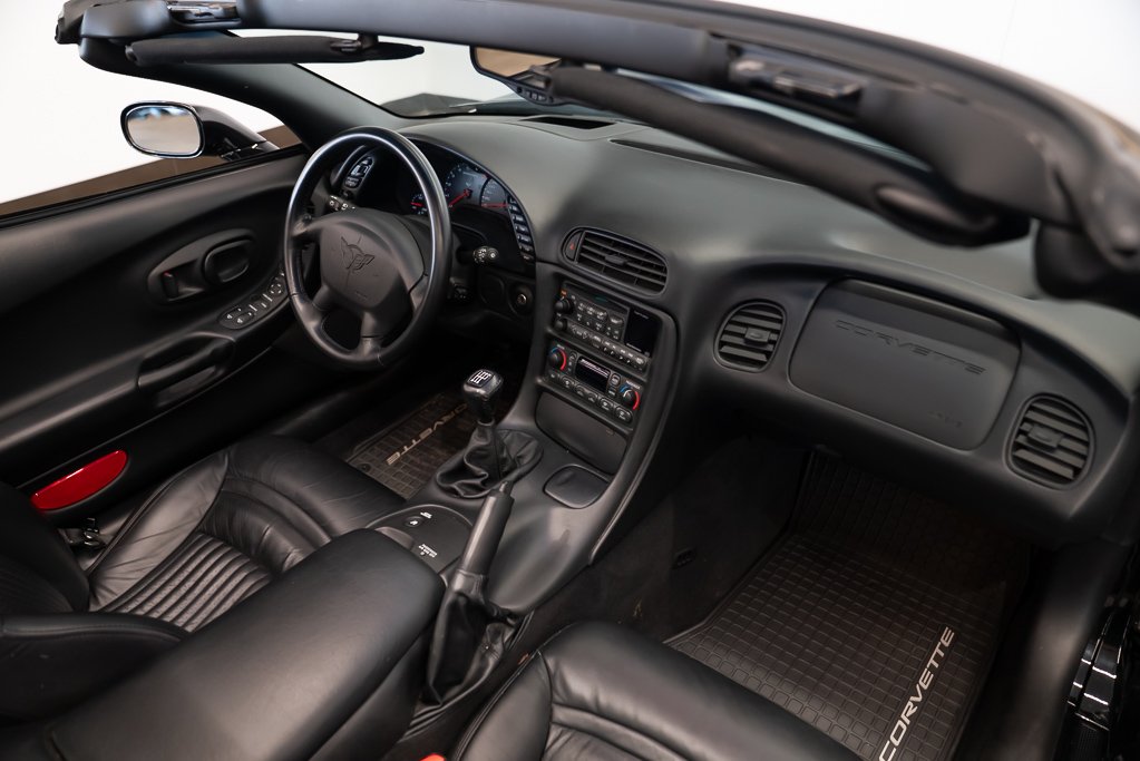 2002 Chevrolet Corvette Black Montreal - photo #23