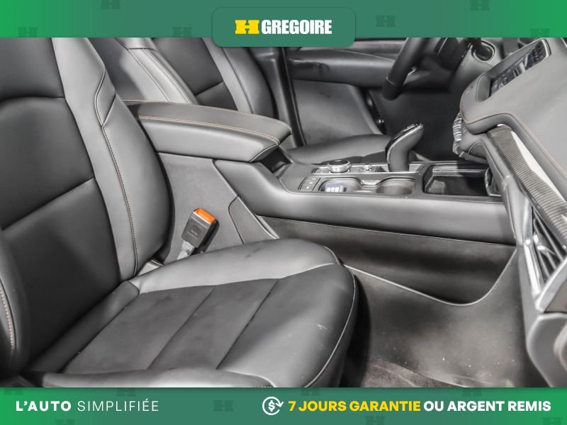 2023 Cadillac XT4 Grey Saint-Eustache - photo #27