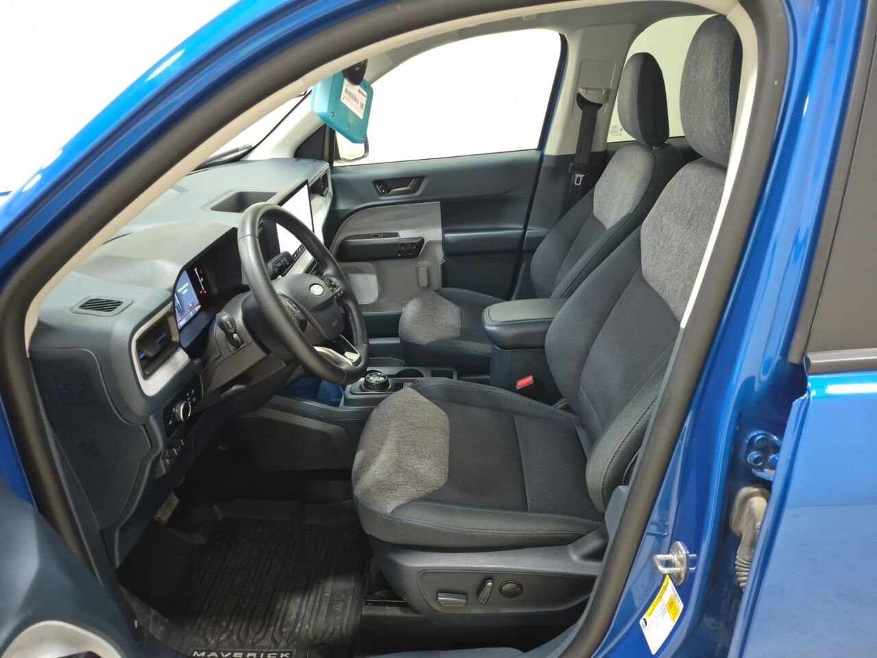 Ford Maverick MAVERICK XLT 2025 Bleu Châteauguay - photo #9