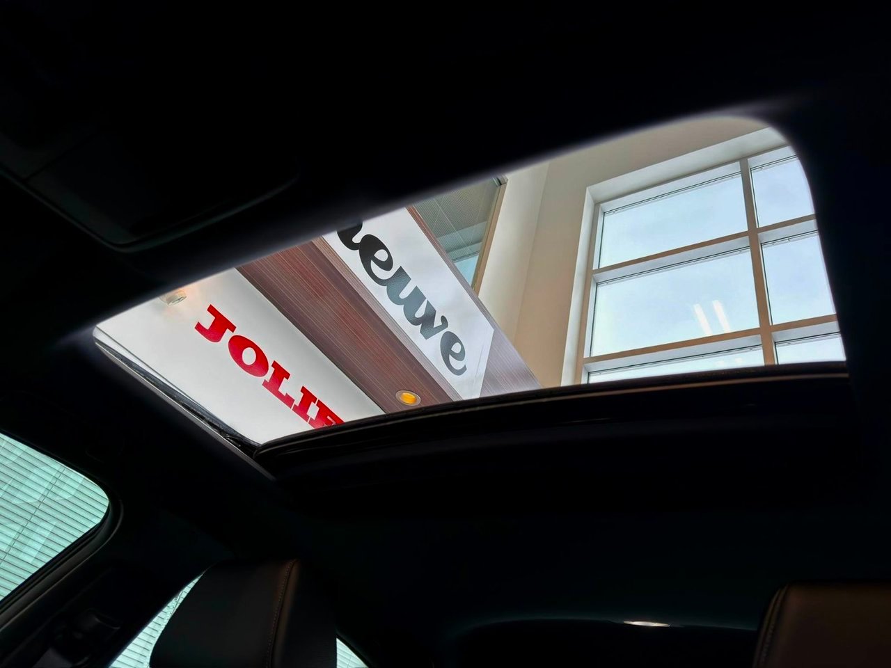 2025 Honda Civic Sedan Hybrid Notre-Dame-des-Prairies - photo #10