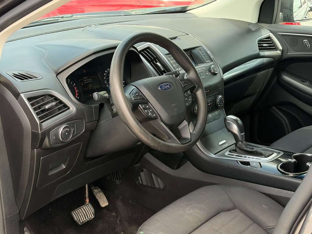 2015 Ford Edge 4dr SE AWD Grey Gatineau - photo #10