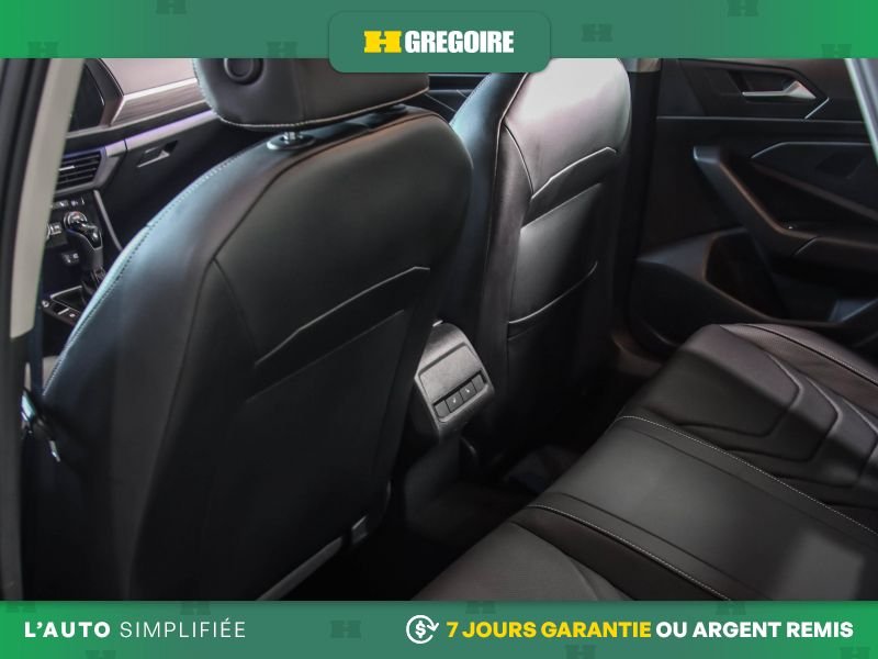 Volkswagen Jetta 2022 Gris Laval - photo #23