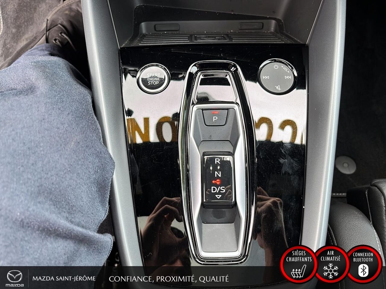 Audi A3 berline Technik 40 TFSI quattro | TOIT OUVRANT | MAGS NOIR | 2025 Blanc Saint-Jérôme - photo #19