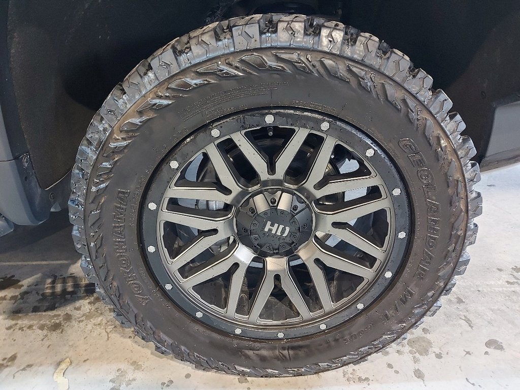 CHEVROLET Silverado ZR2 1500 2023 Noir Blainville - photo #2