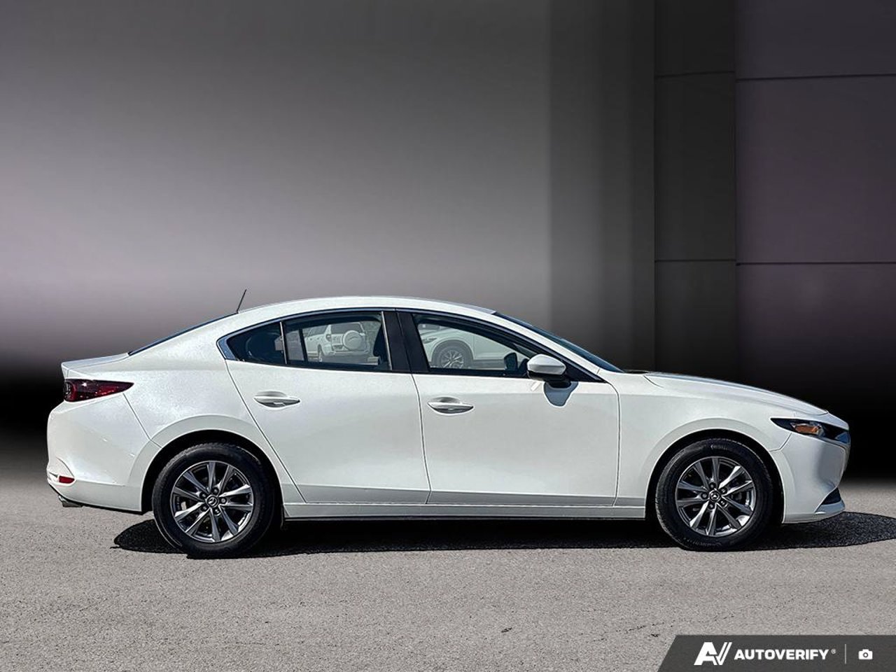 Mazda Mazda3 3MZBPAB72NM310088 2022 Blanc Mirabel - photo #5