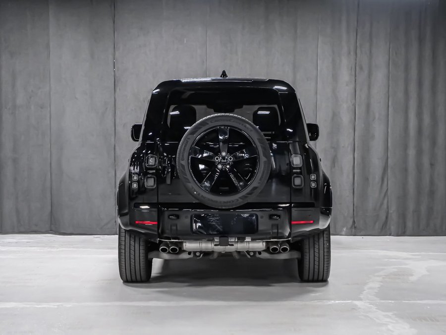 Land Rover Defender X-Dynamic SE V8 2026 Noir