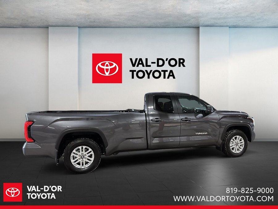 Toyota Tundra SR5 Double Cab 4x4 caisse longue 2026 2026 Gris magnétique métallisé