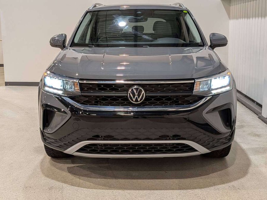 2024 Volkswagen Taos Grey