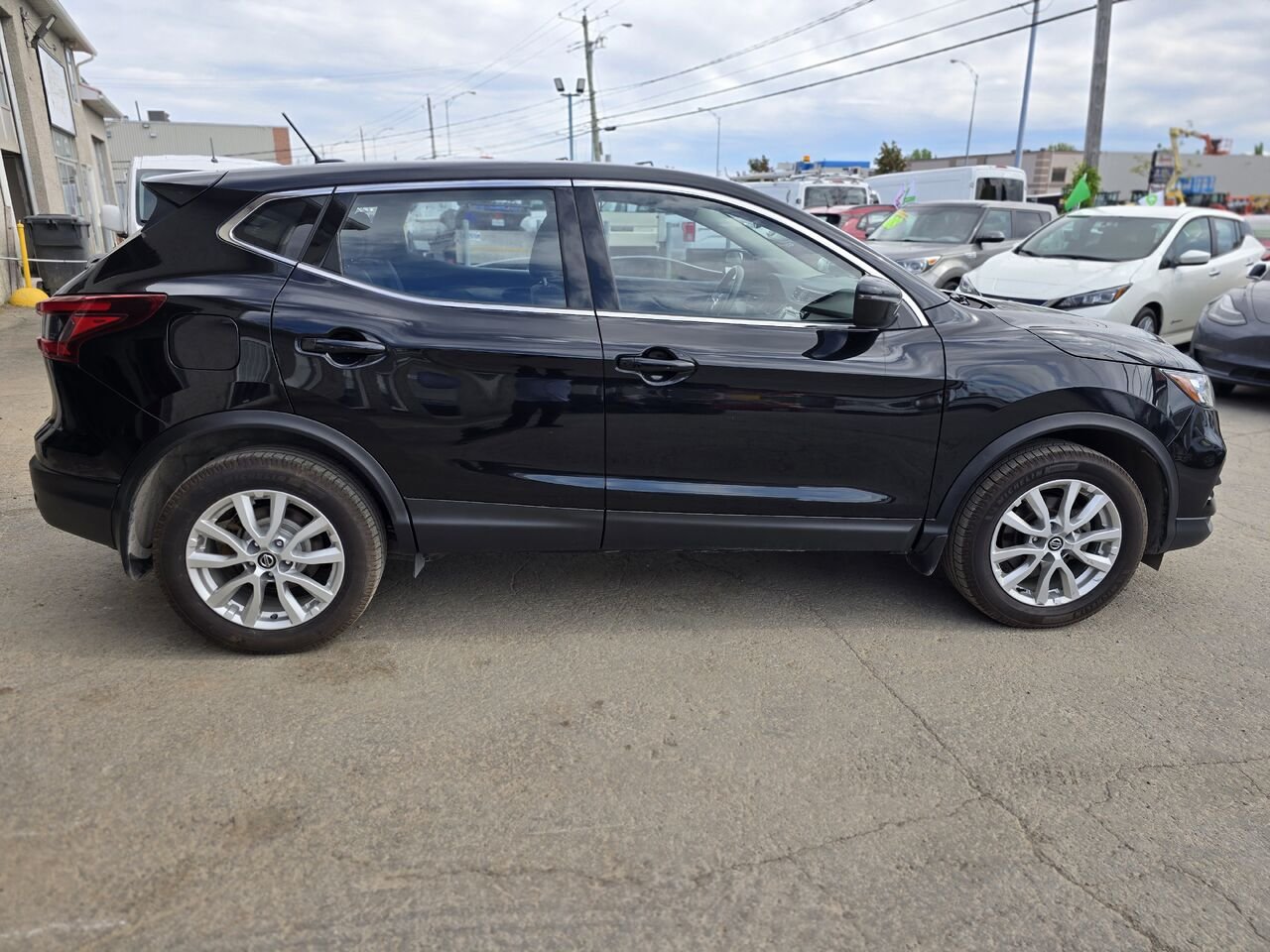 2022 Nissan Qashqai Black  - photo #6