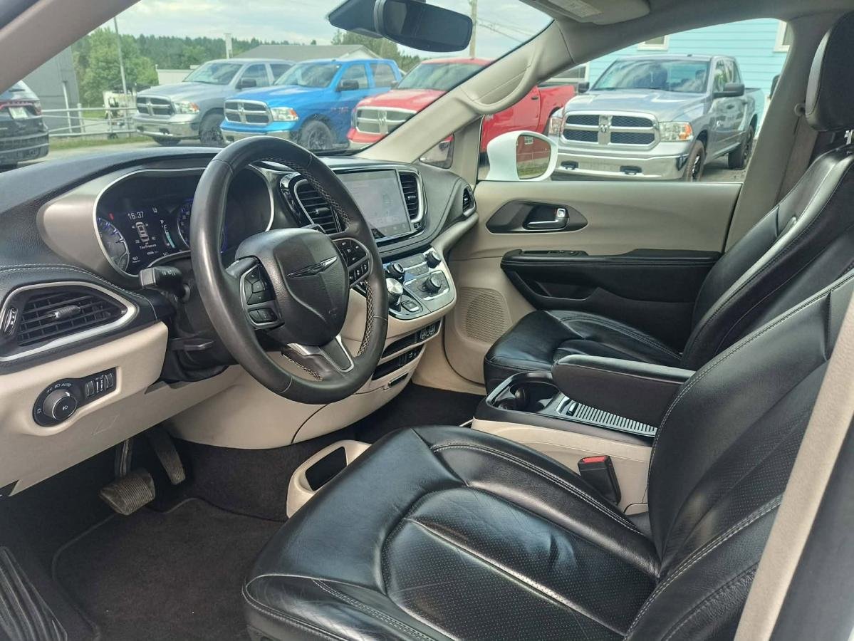 Chrysler Pacifica 2022 Blanc Lac Mégantic - photo #8