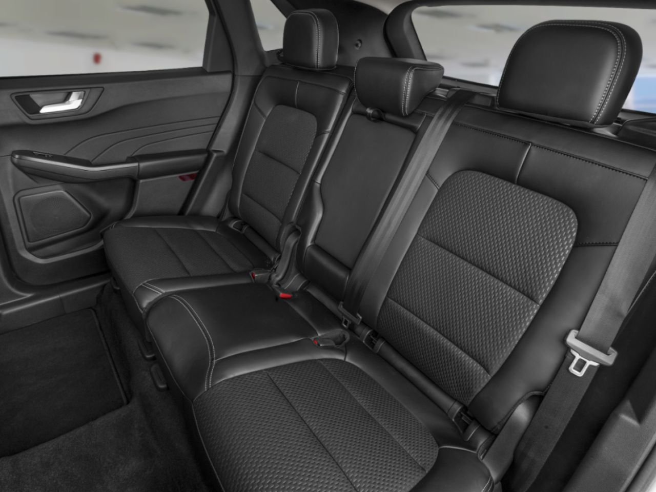Ford Escape 2025 Rouge vitesse métallisé teinté verni Rouyn-Noranda - photo #8