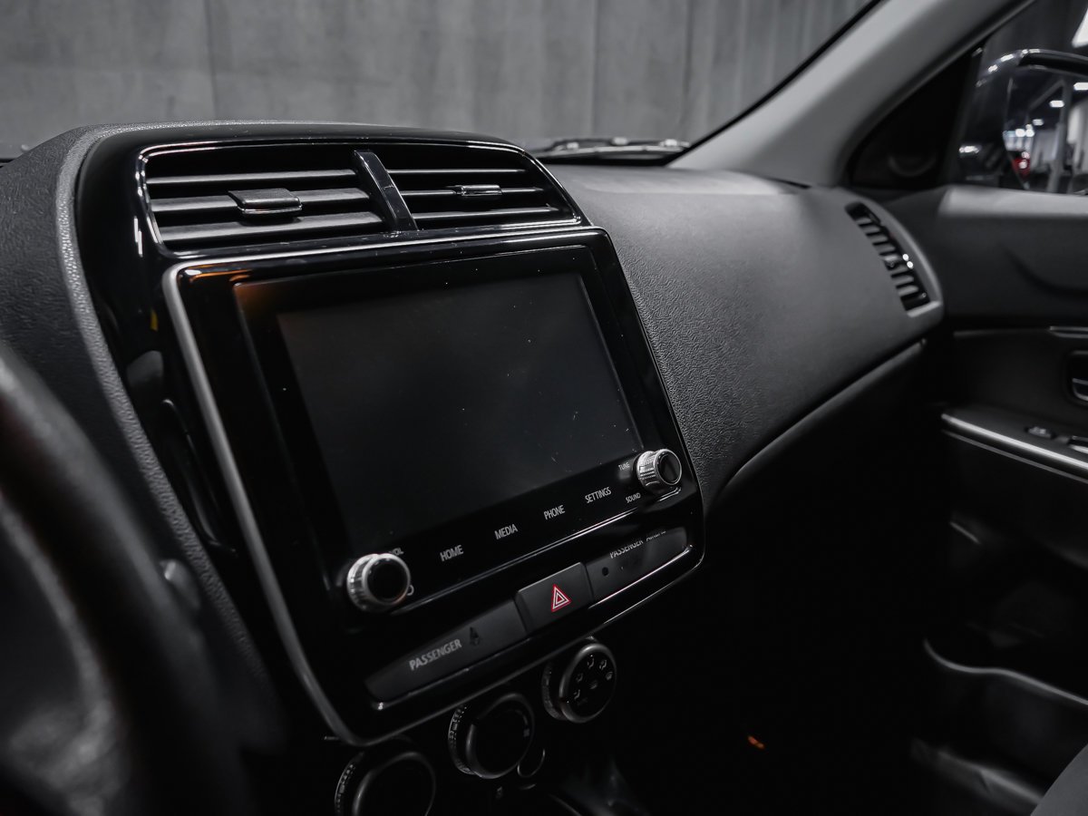 2024 Mitsubishi RVR SE Black Montreal - photo #9