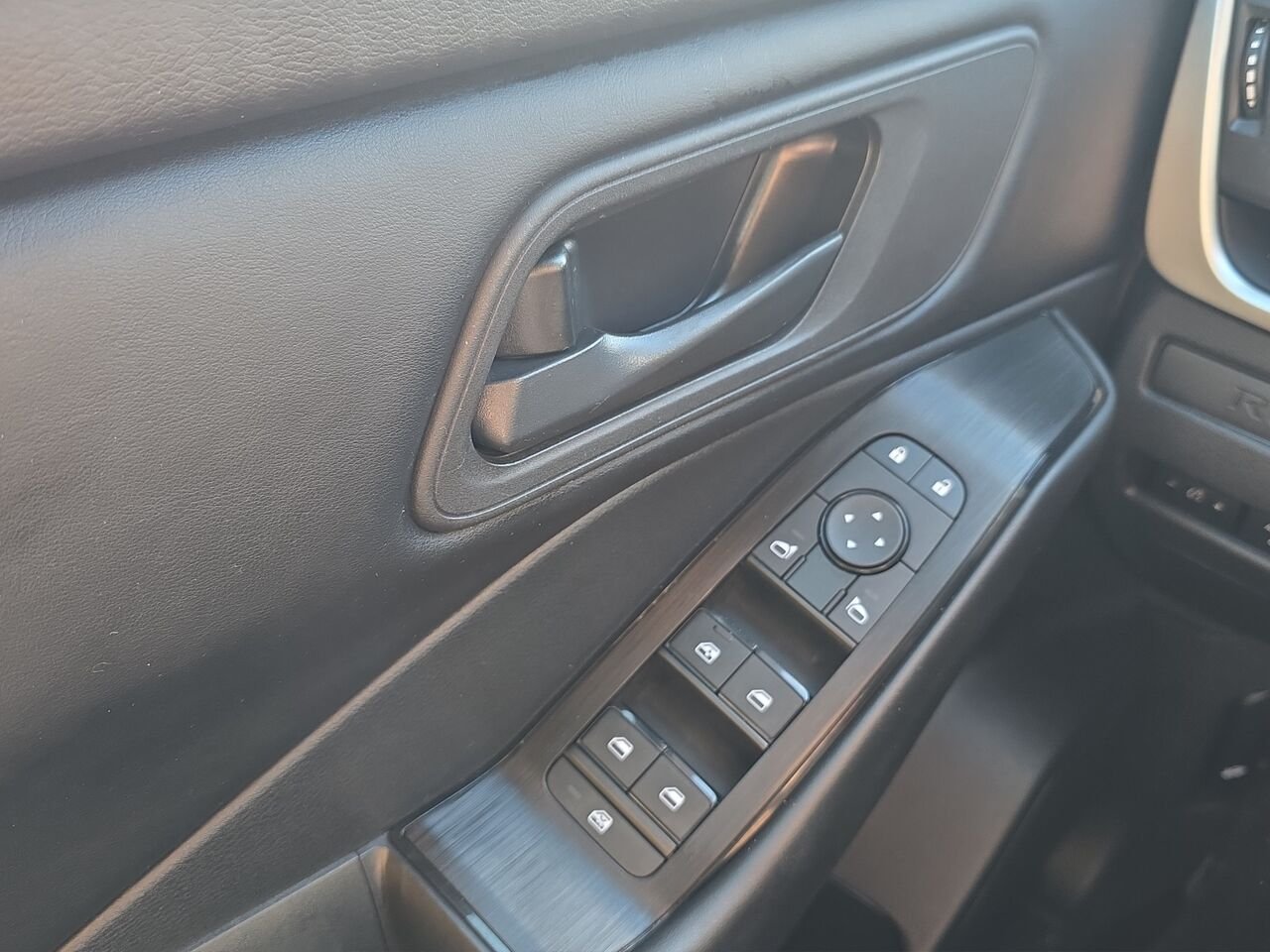 2024 Nissan Rogue S TI AWD, Cruise control, Sièges chauffant, écran tactile Black Val-David - photo #13