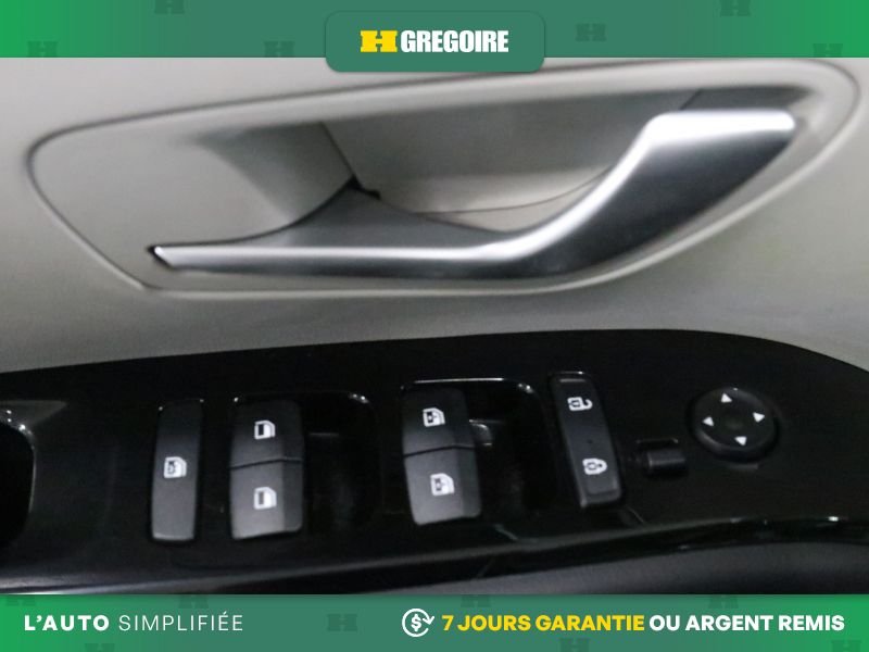Hyundai Tucson 2023 Blanc Laval - photo #15