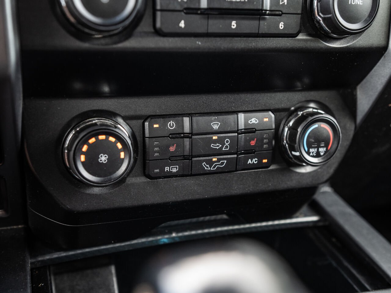 2019 Ford F-150 Black Sainte-Julienne - photo #23