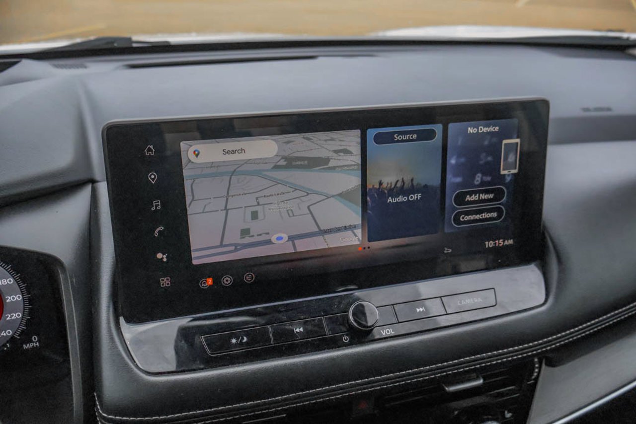 2024 Nissan Rogue AWD Platinum White Sherwood Park - photo #25