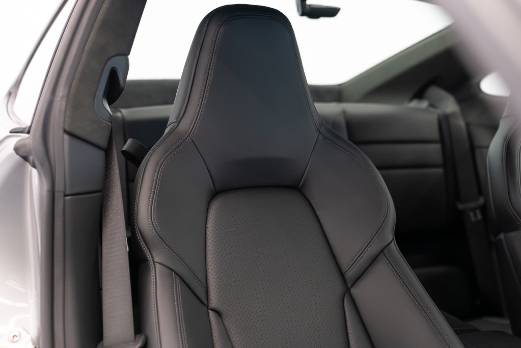 2026 Porsche 911 Carrera GTS Coupe \\ \\ NO LUXURY TAX Silver Kirkland - photo #26