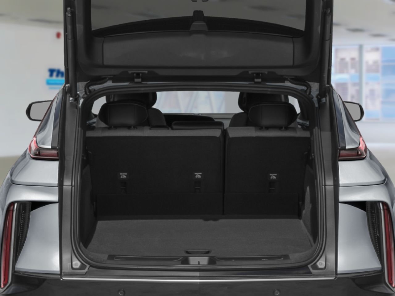 CADILLAC LYRIQ Luxe haut de gamme 4 portes 2027 Blanc éclatant, triple couche Sherbrooke - photo #5