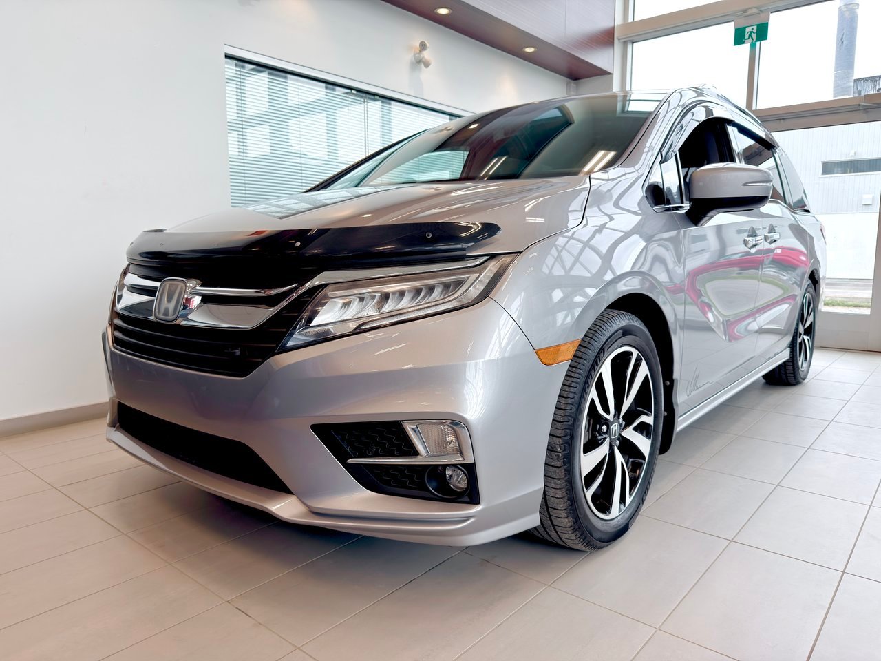 2019 Honda Odyssey Silver Notre-Dame-des-Prairies - photo #2