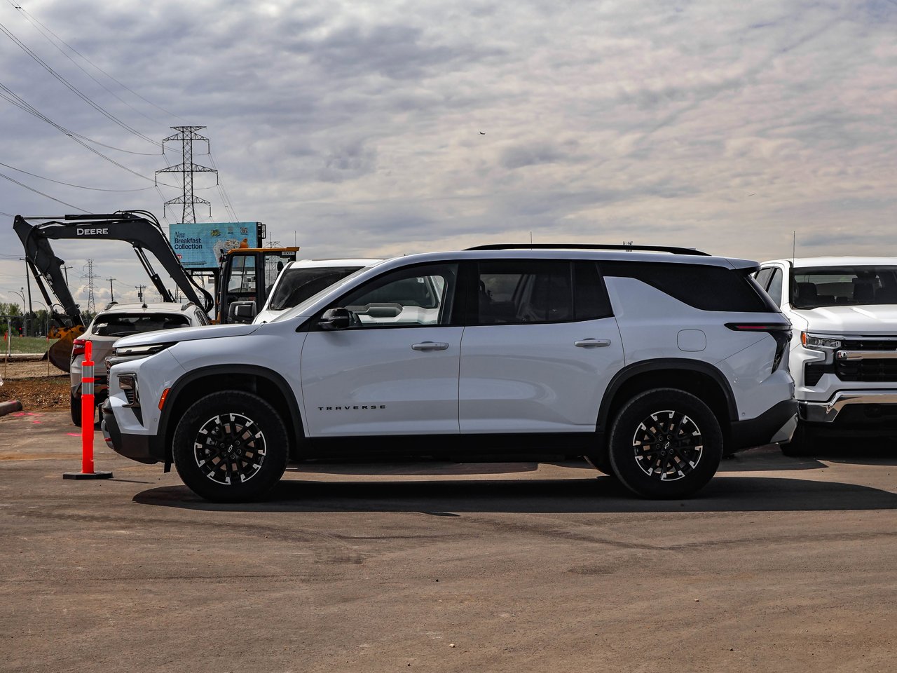 2026 Chevrolet Traverse AWD 4dr Z71 White Sherwood Park - photo #4