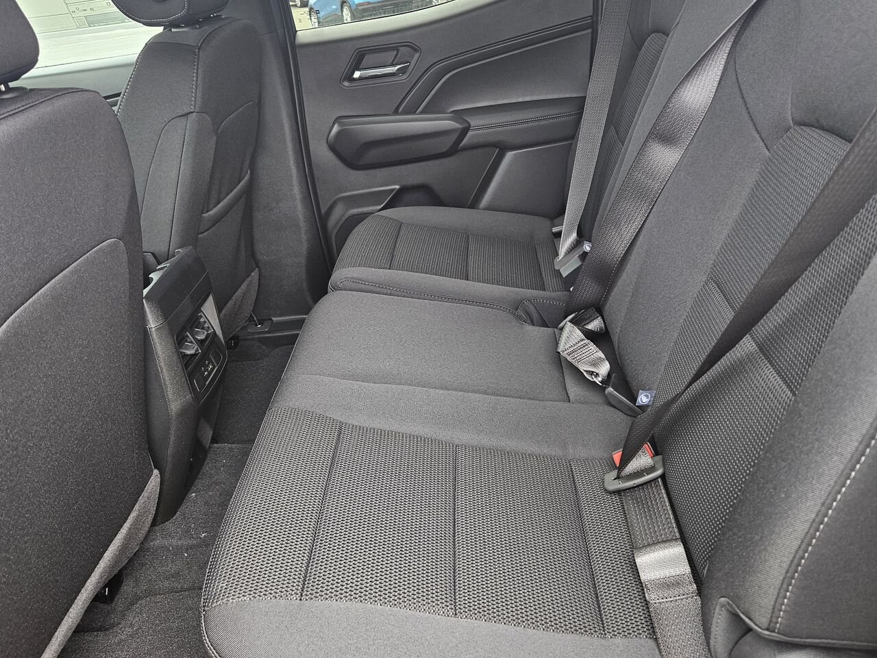 2026 GMC Canyon Elevation cabine multiplace 4RM Sterling Metallic Thetford Mines - photo #8