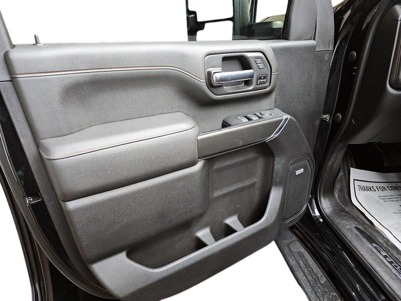 GMC Sierra 2500HD NIV 1GT19PEY0PF197597 2023 Noir Baie-Comeau - photo #10