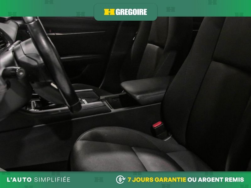 2019 Mazda 3 Silver Saint-Eustache - photo #13