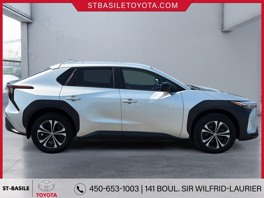 2024 Toyota BZ4X 2024 Silver