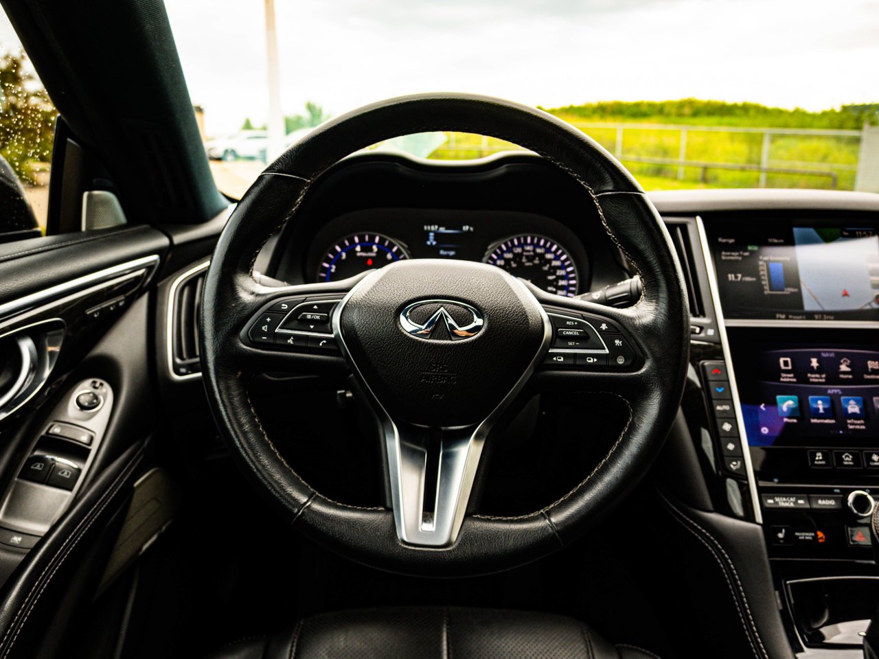 2017 INFINITI Q60 2dr Cpe 3.0t White Sherwood Park - photo #32