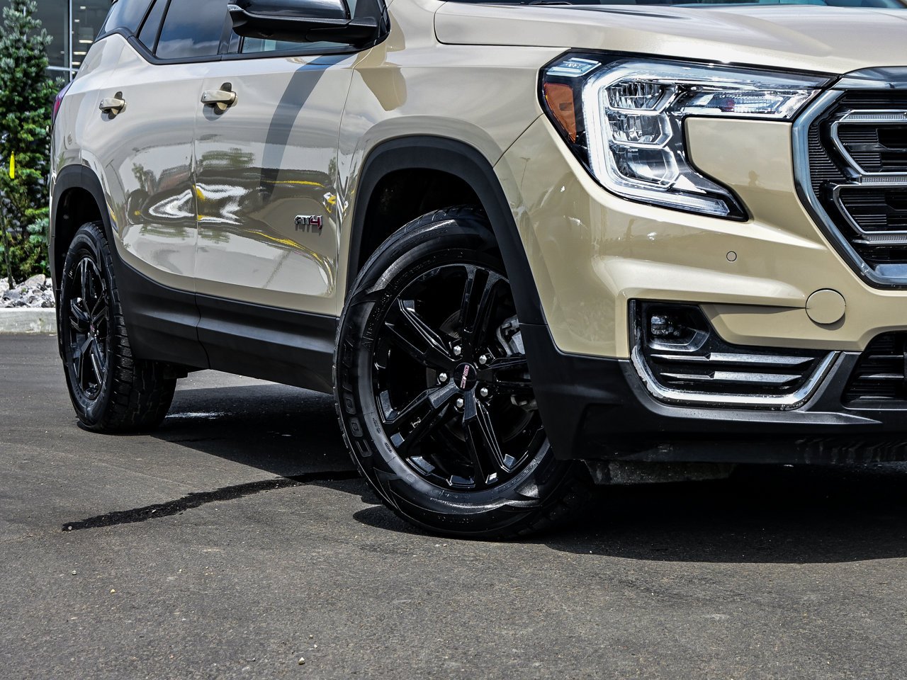 2022 GMC Terrain AWD 4dr AT4 Beige Sherwood Park - photo #5