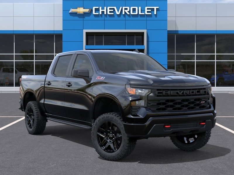 CHEVROLET Silverado 1500 Custom Trail Boss cabine multiplace 4RM 147 po 2026 Noir Ottawa & Gatineau - photo #6
