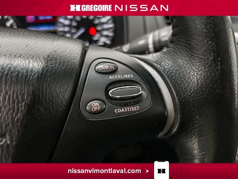 2017 Nissan Pathfinder Grey Laval - photo #24