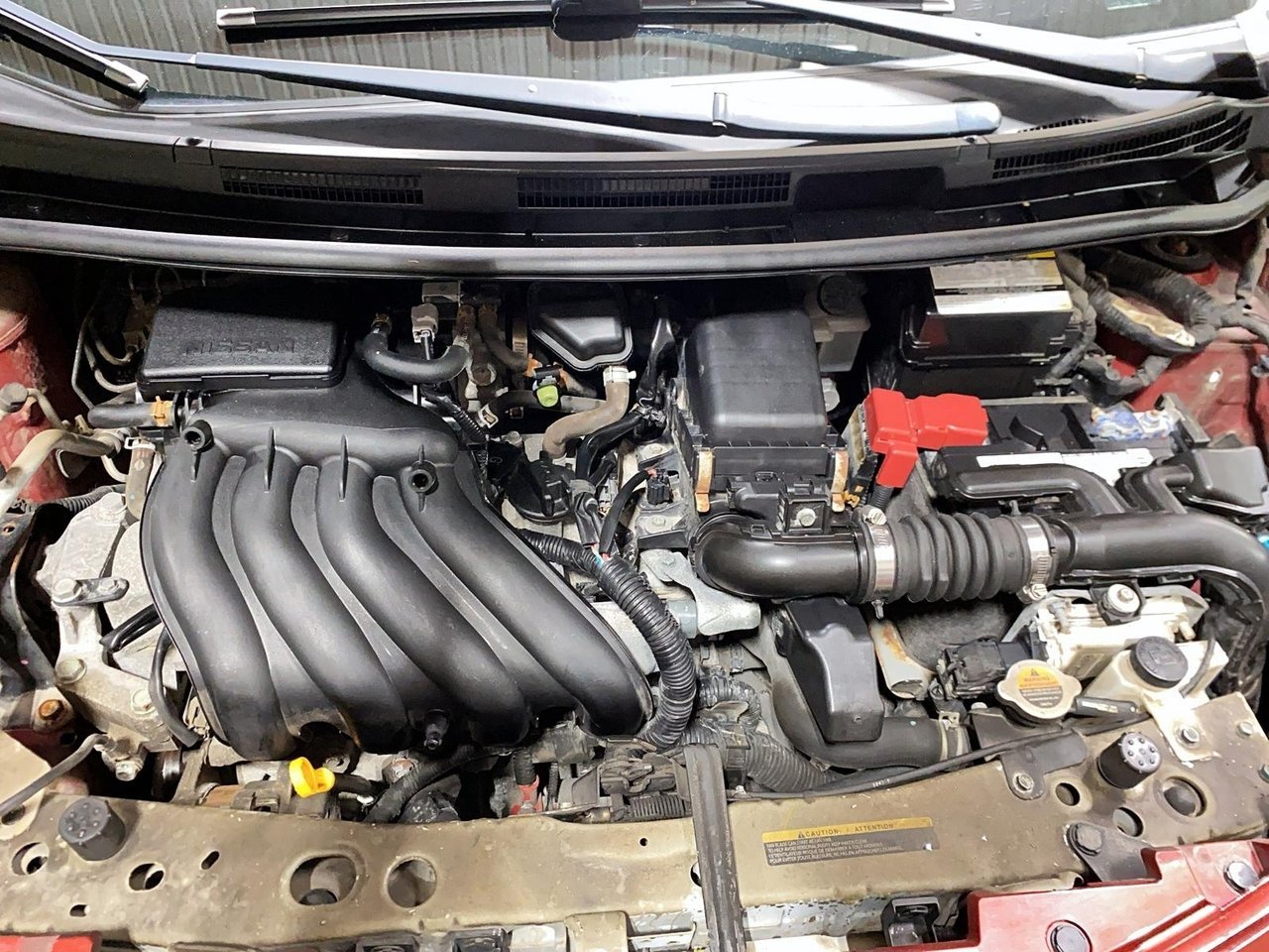 Nissan Versa Note NIV 3N1CE2CP7JL362949 2018 Rouge Chicoutimi - photo #6