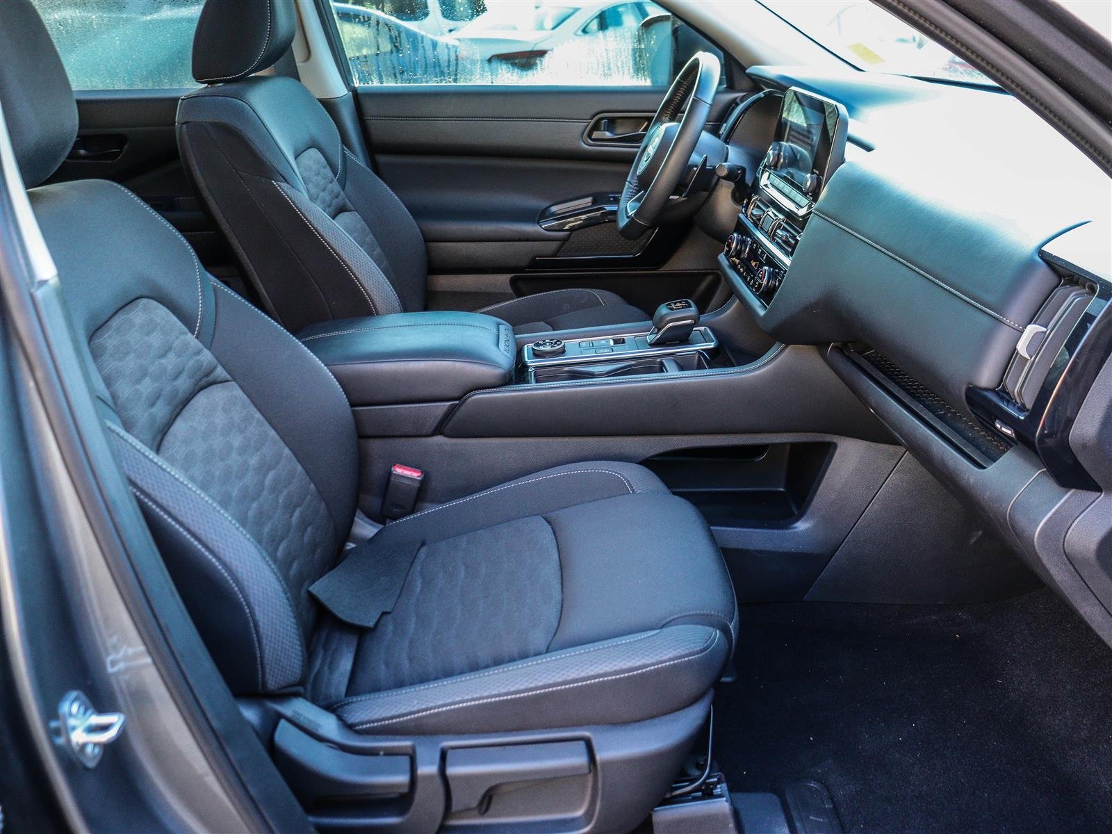 Nissan Pathfinder 2025 Grey Ottawa & Gatineau - photo #16